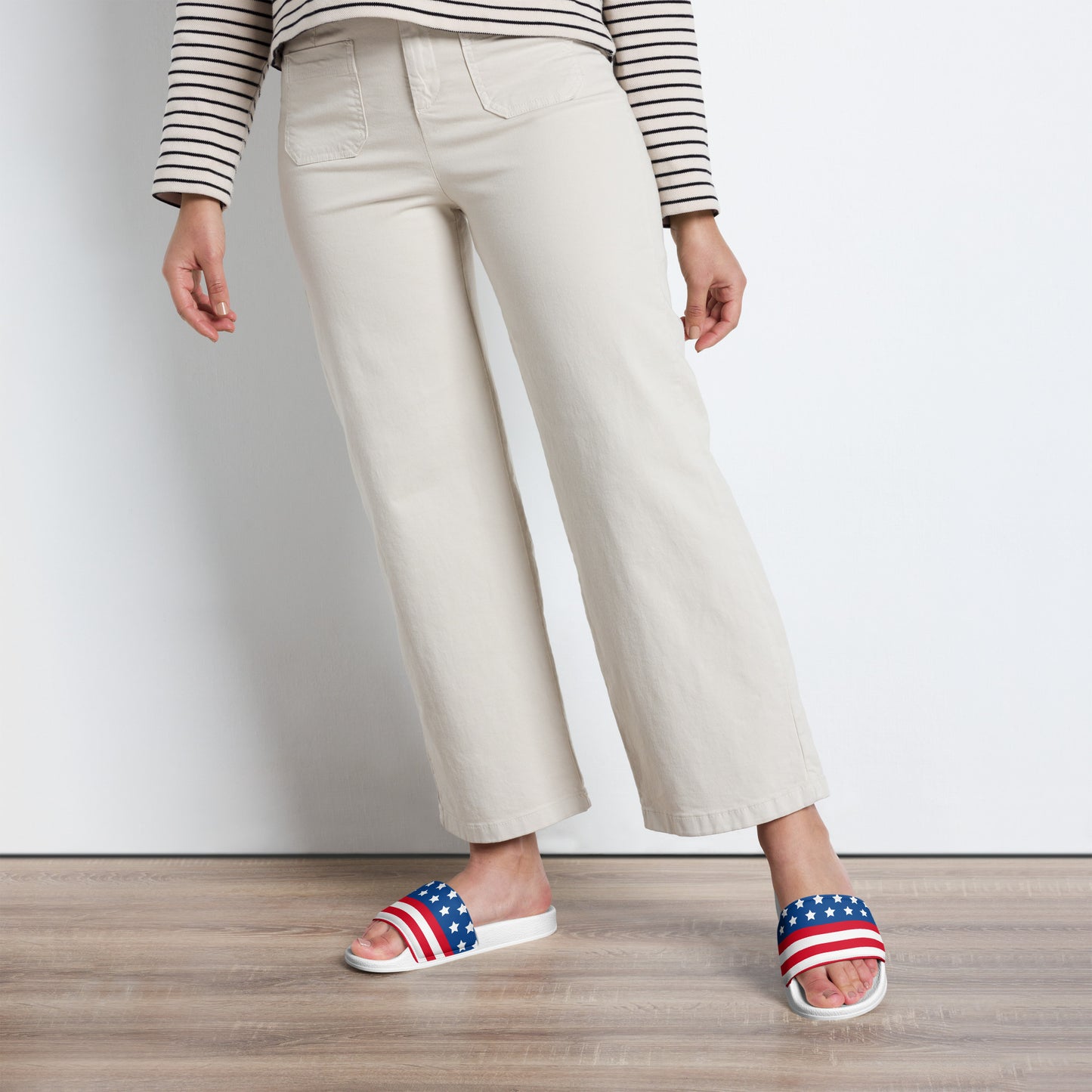 Elaina USA Slides